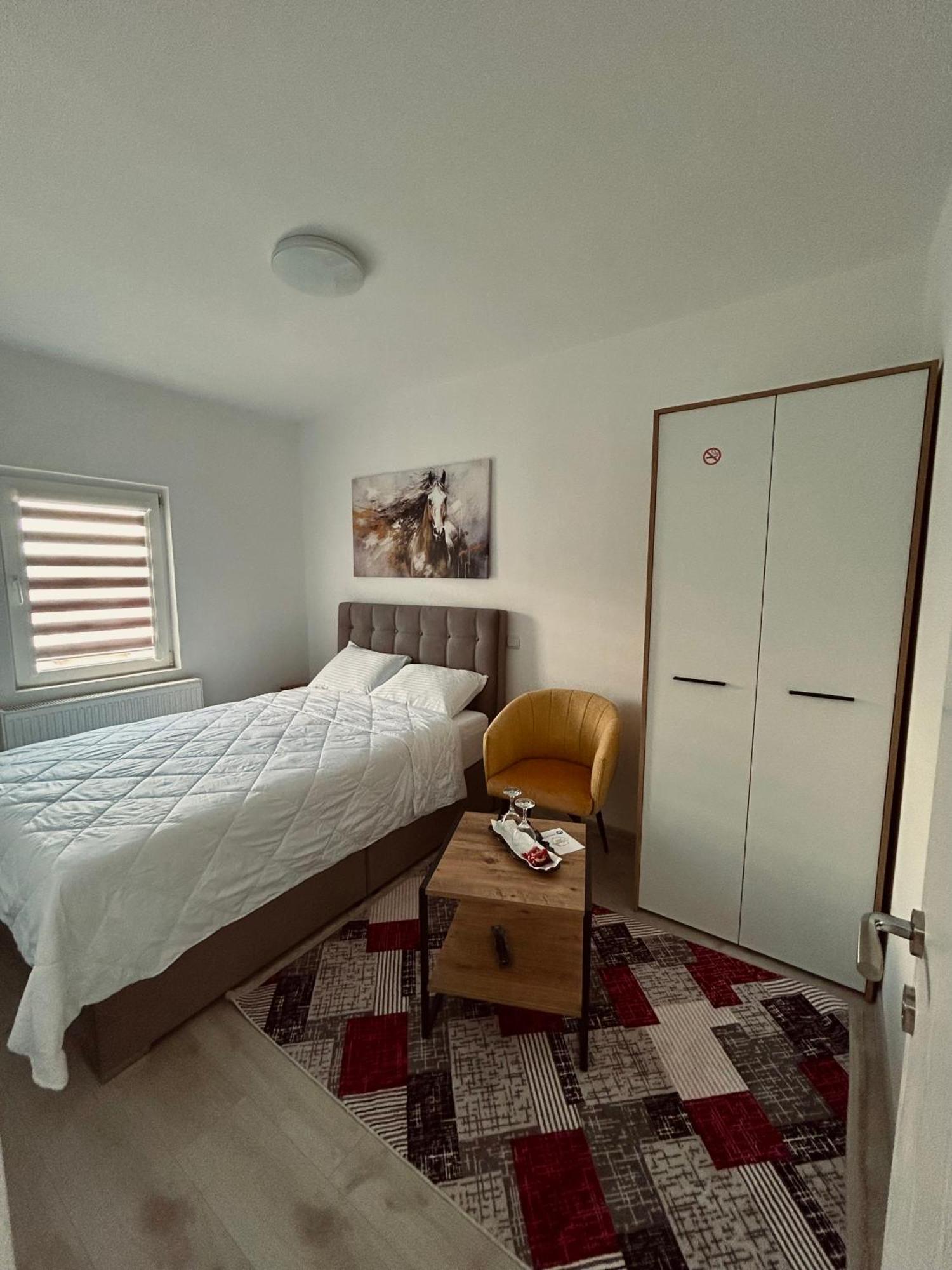 Greenhill Apartments Kumanovo Buitenkant foto